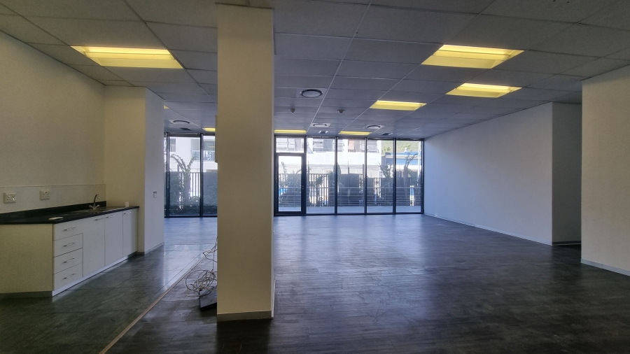 To Let Commercial Property for Rent in Woodstock Western Cape